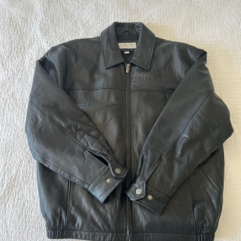 Mens vintage Leather bomber jacket
